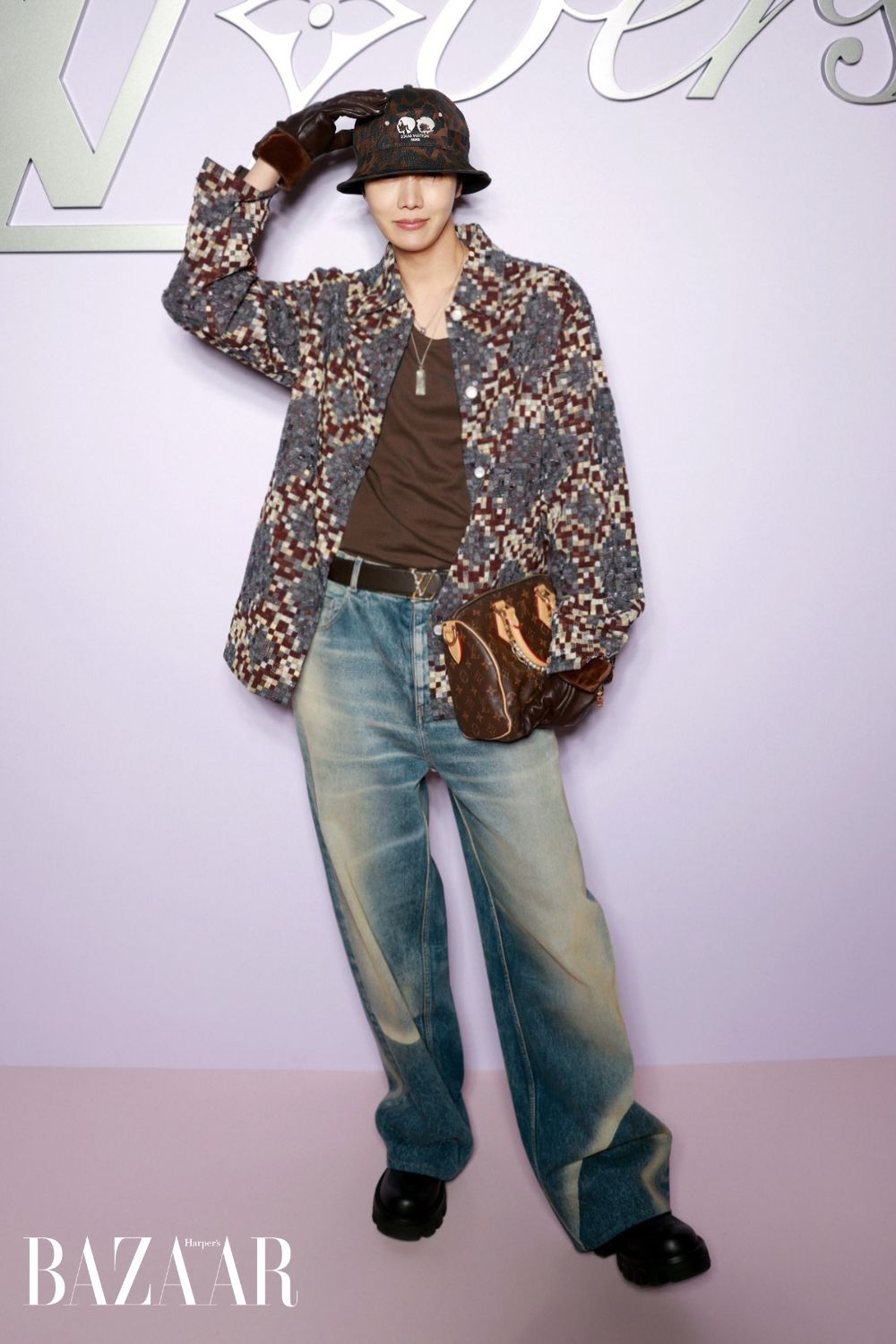 bzvn-louis-vuitton-thu-dong-2025-front-row