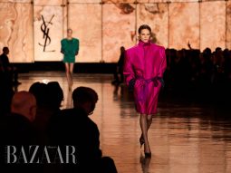 Saint Laurent Thu Đông 2025: Bờ vai quyền lực